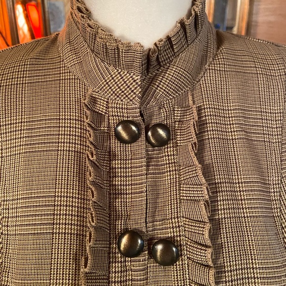 Jacket - Picture 2 of 4